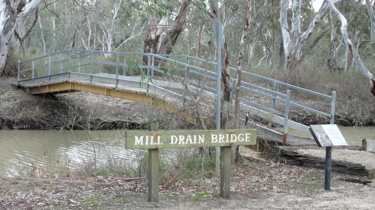 Loddon River Motel Kerang Dış mekan fotoğraf
