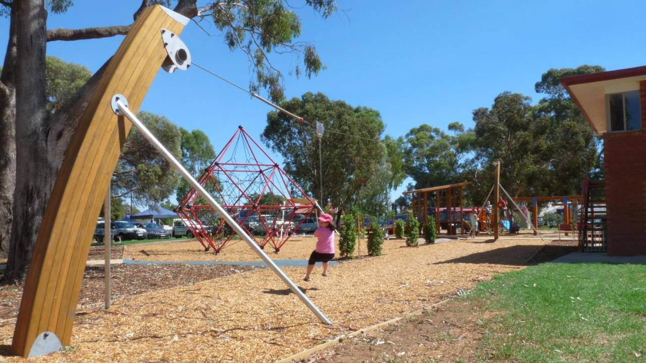 Loddon River Motel Kerang Dış mekan fotoğraf